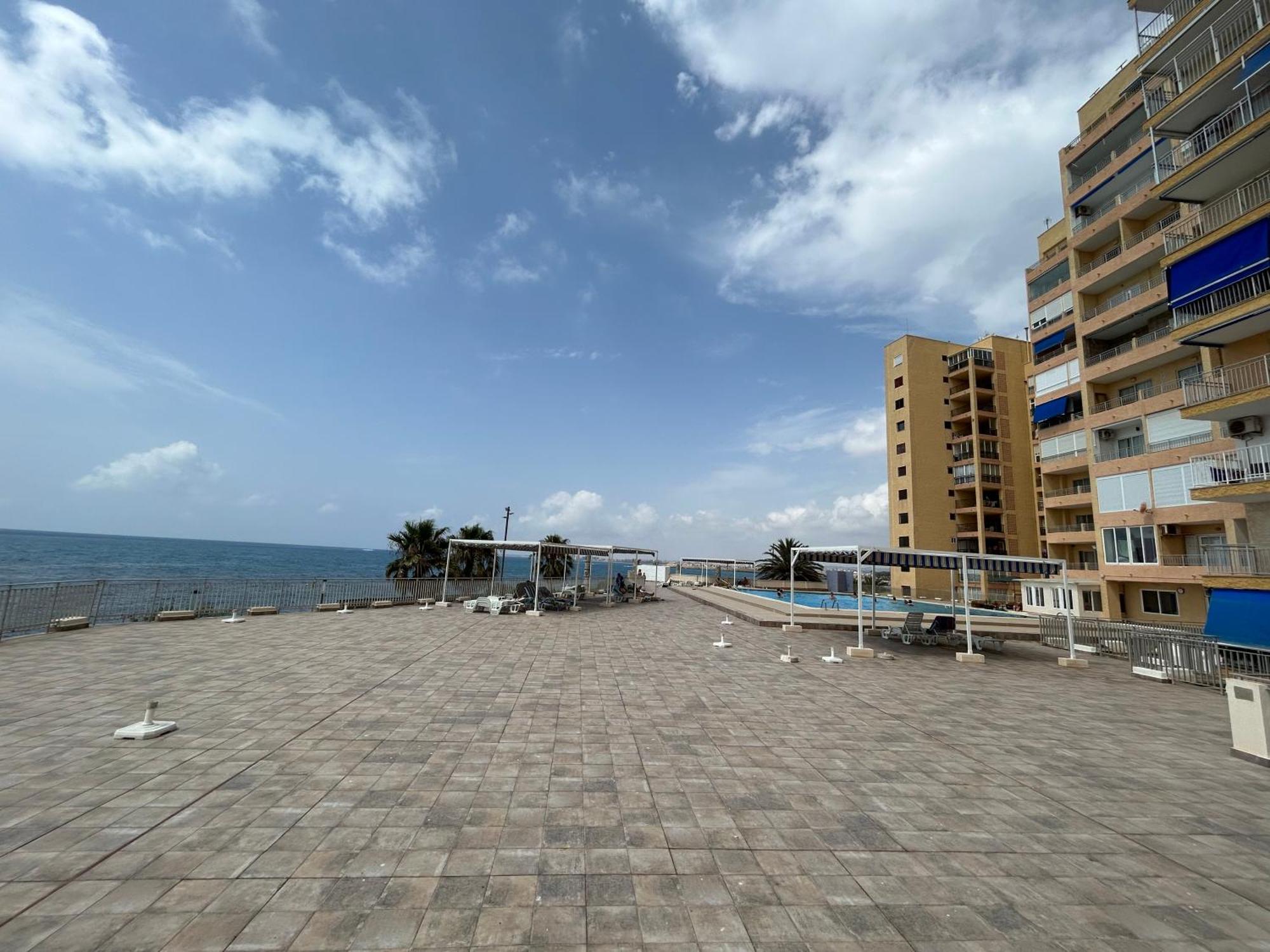Studio Torravieja On Playa Del Cura Torrevieja Buitenkant foto